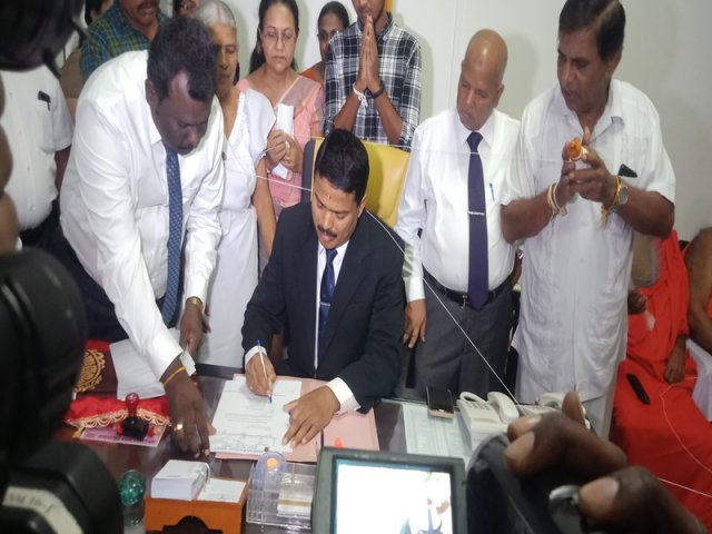 Assumption of duties by the New Govt.Agent. Mr.S.M.Saman Bandulasena-27.01.2020